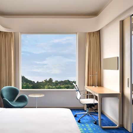 Hotel Fairfield By Marriott Hyderabad Gachibowli Exterior foto