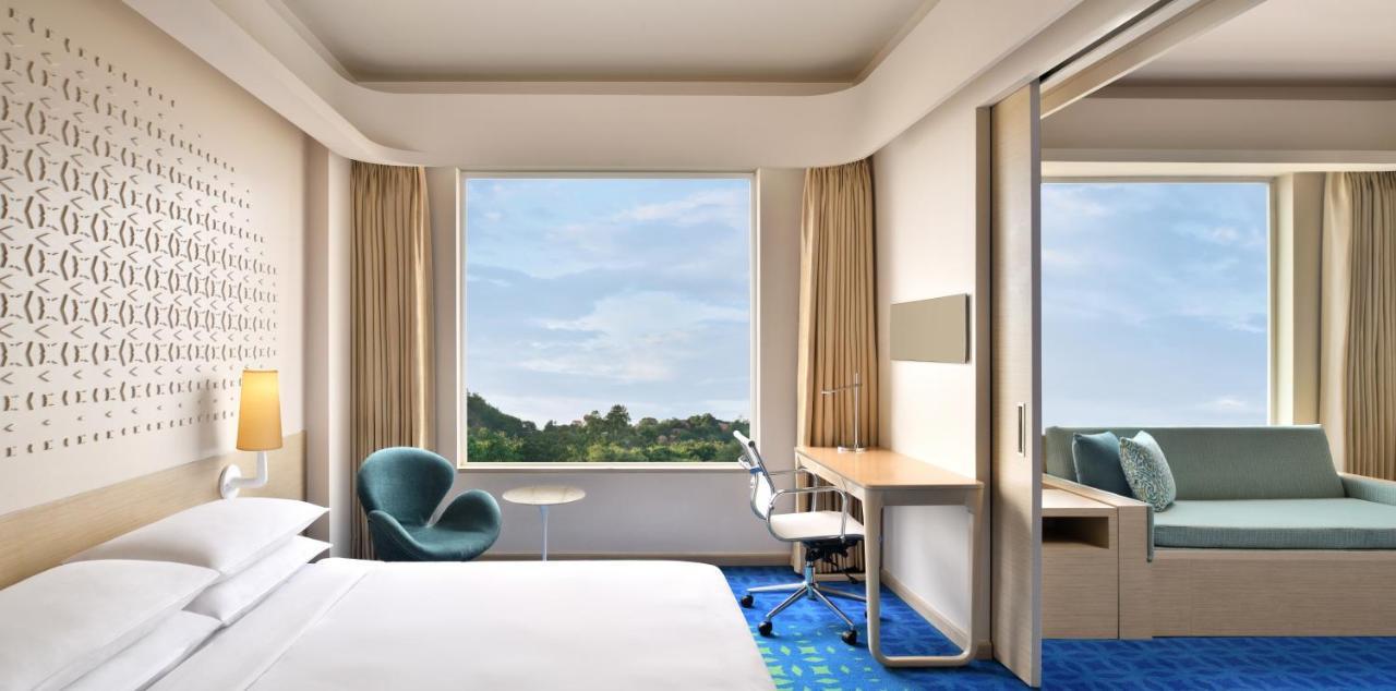 Hotel Fairfield By Marriott Hyderabad Gachibowli Exterior foto